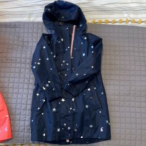 Long line packable rain jacket